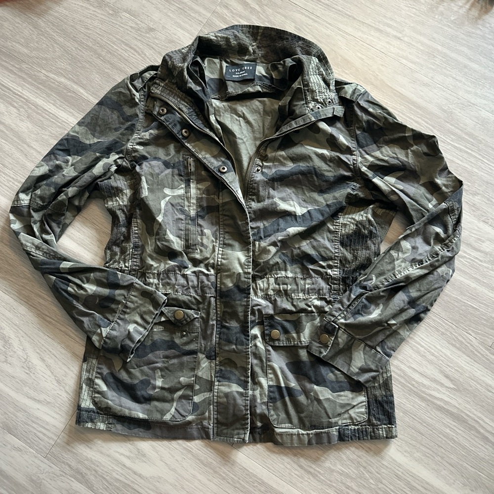 Love Tree Camouflage Jean Jacket